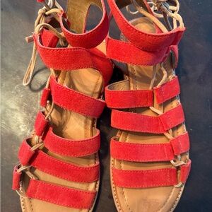 Frye NWOT Blair Side Ghillie Red Suede Gladiator Sandals, Size 9M